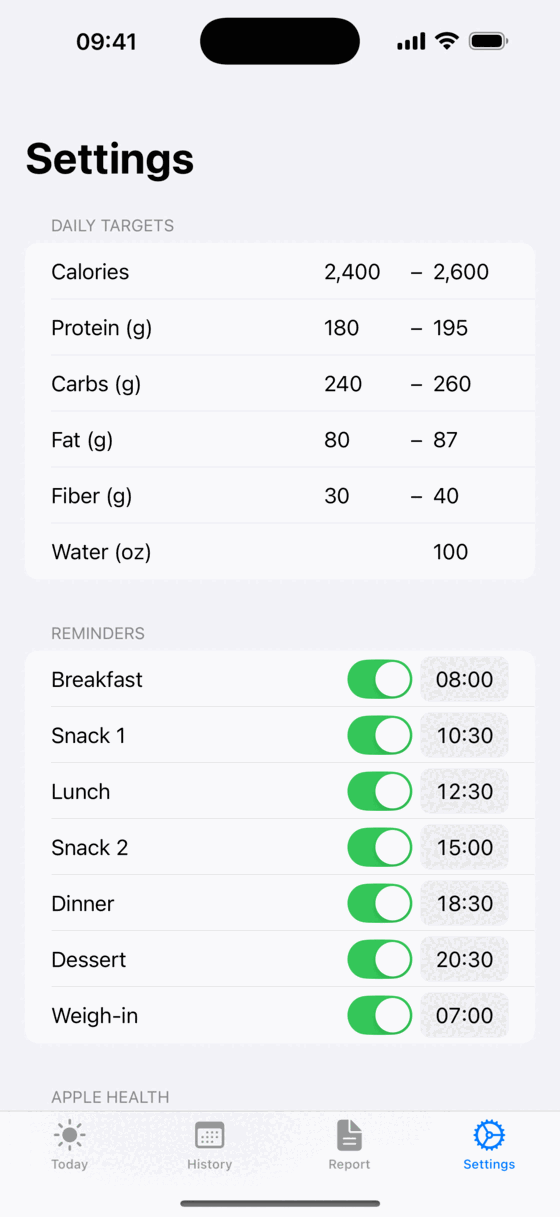 MacroTracker Settings screen listing editable daily target ranges for each macro and per meal reminder times.